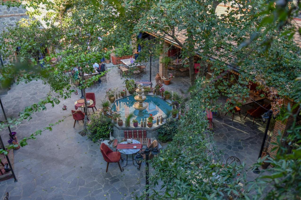 Old Town Sheki Hotel Exterior photo
