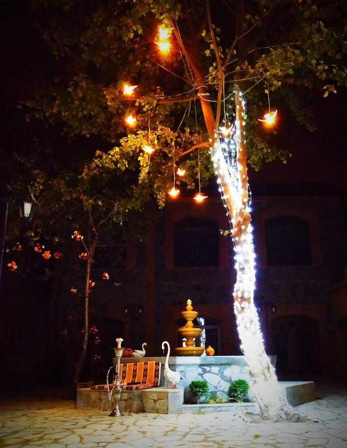 Old Town Sheki Hotel Exterior photo