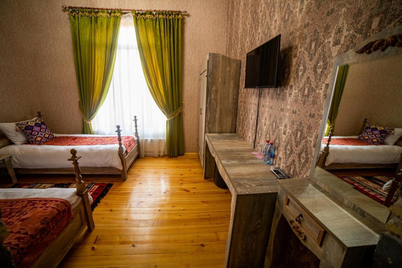 Old Town Sheki Hotel Exterior photo